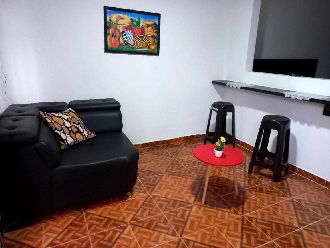 Apartaestudios El Jardin 2 Cali Luaran gambar