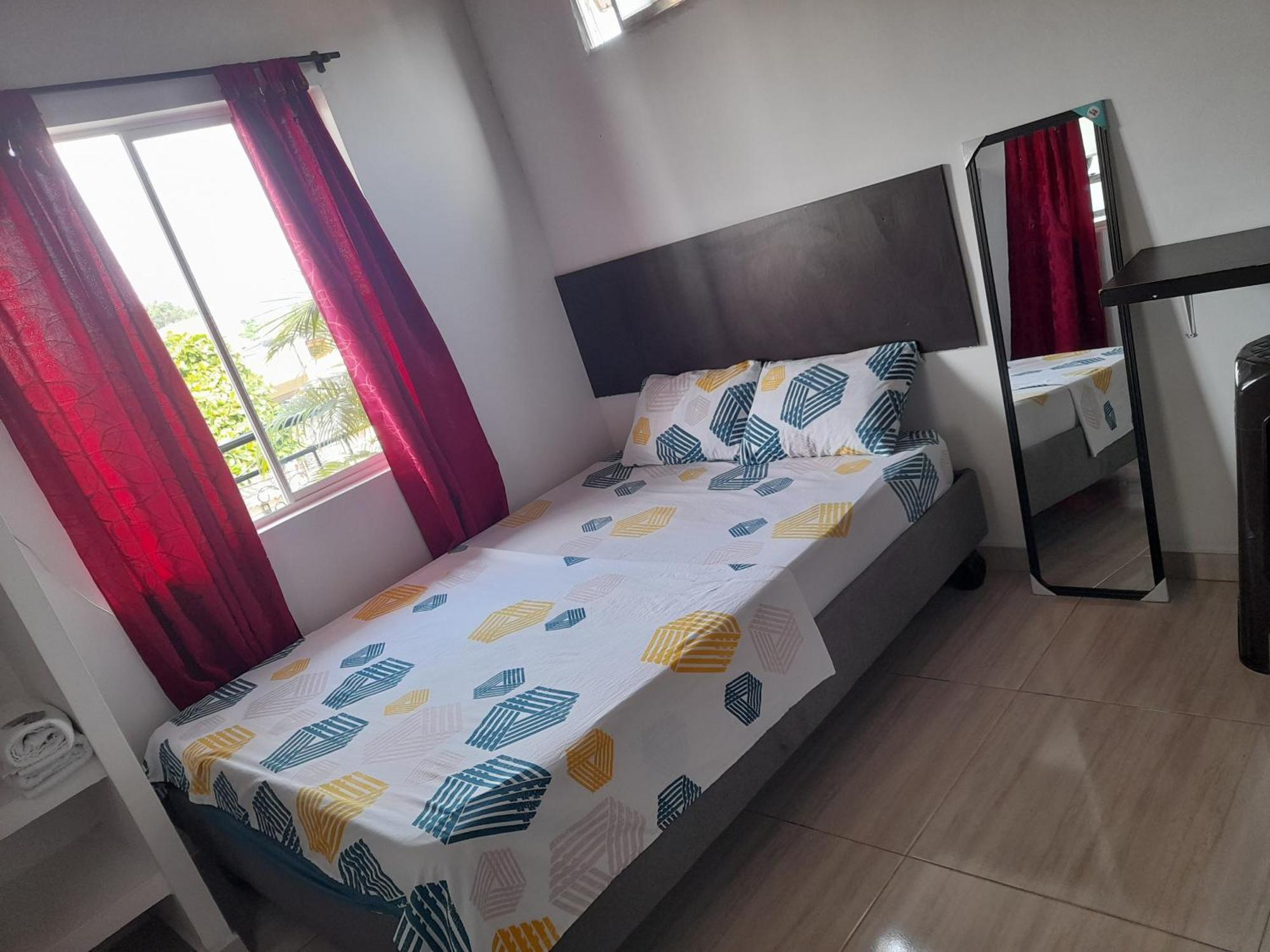 Apartaestudios El Jardin 2 Cali Luaran gambar